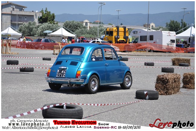 019TuningEvolutionShow2011_LovePhoto_1819062011.jpg - GREGORIO MOSCATO  PHOTOGRAPHER