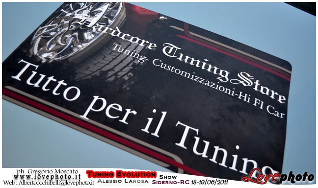 227TuningEvolutionShow2011_LovePhoto_1819062011.jpg - GREGORIO MOSCATO  PHOTOGRAPHER