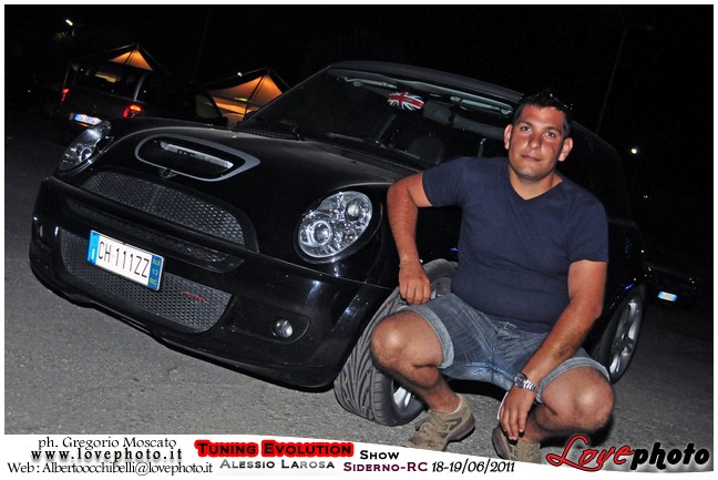 297TuningEvolutionShow2011_LovePhoto_1819062011.jpg - GREGORIO MOSCATO  PHOTOGRAPHER