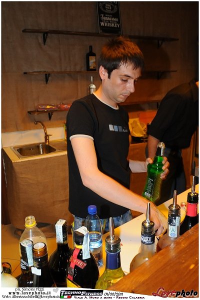 035TechnoFitness_Party_LovePhoto_01062011.jpg