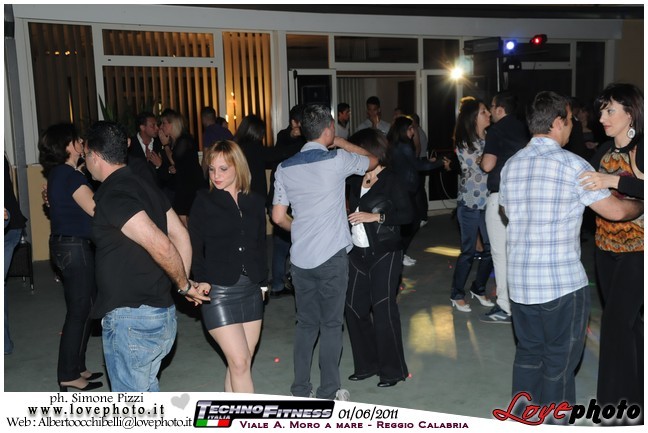 065TechnoFitness_Party_LovePhoto_01062011.jpg
