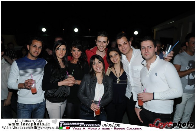 090TechnoFitness_Party_LovePhoto_01062011.jpg