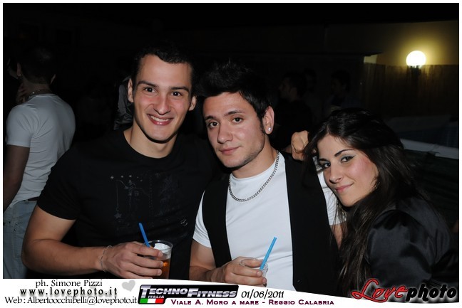 130TechnoFitness_Party_LovePhoto_01062011.jpg