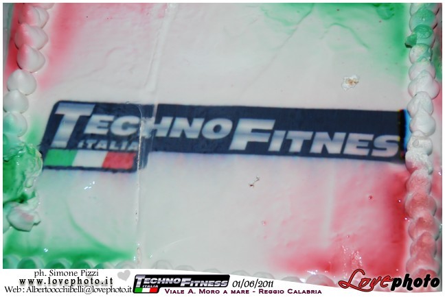 179TechnoFitness_Party_LovePhoto_01062011.jpg