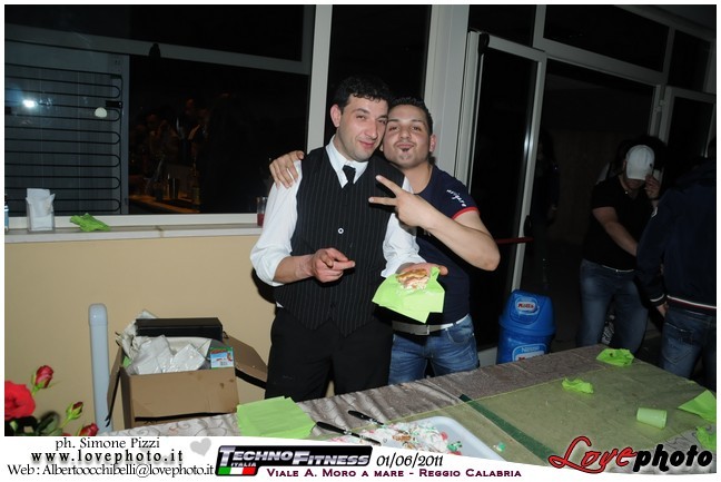 200TechnoFitness_Party_LovePhoto_01062011.jpg