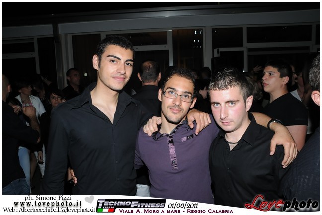 206TechnoFitness_Party_LovePhoto_01062011.jpg