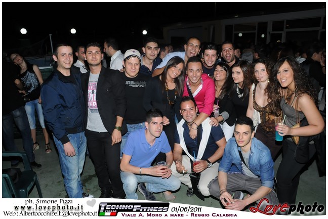 226TechnoFitness_Party_LovePhoto_01062011.jpg