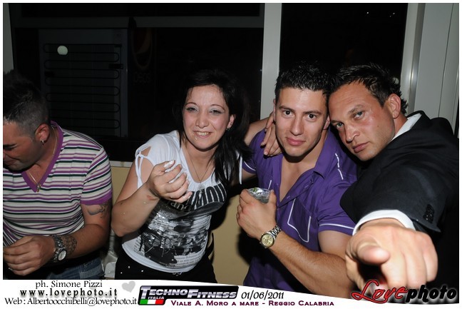 251TechnoFitness_Party_LovePhoto_01062011.jpg