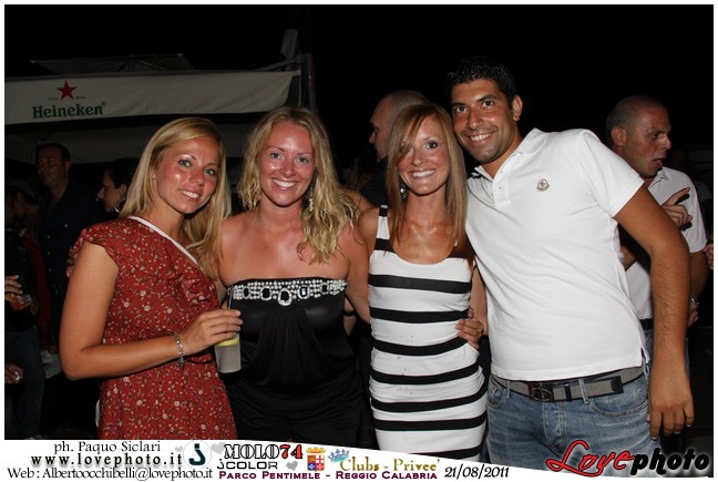 117Club_Privee_Molo74_LovePhoto_21082011.jpg