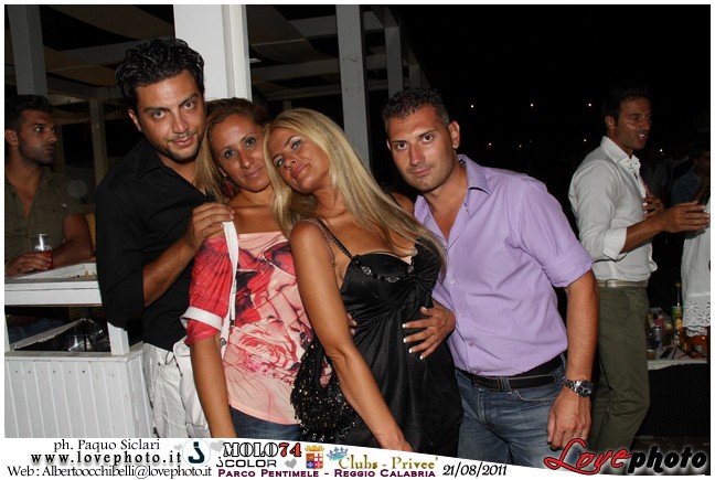246Club_Privee_Molo74_LovePhoto_21082011.jpg