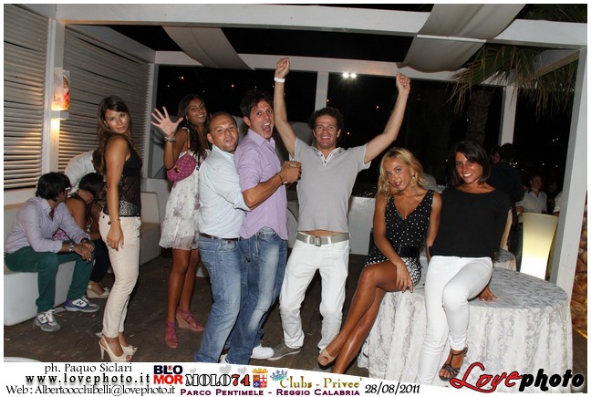 328Club_Privee_Molo74_LovePhoto_28082011.jpg