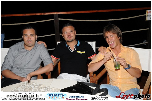 096Pepys_Beach_Party_LovePhoto_29062011.jpg
