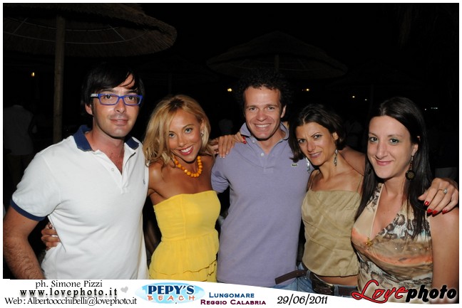 201Pepys_Beach_Party_LovePhoto_29062011.jpg